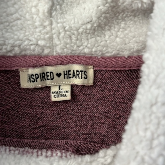 Inspired Hearts Top - Picture 3 of 5